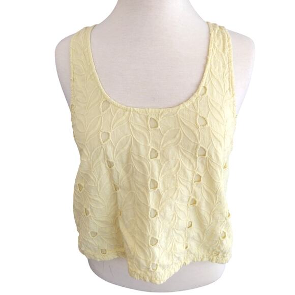 House of Harlow | Soft Yellow Eyelet Boxy Criss-Cross-Back Crop Tank Top - Picture 2 of 8
